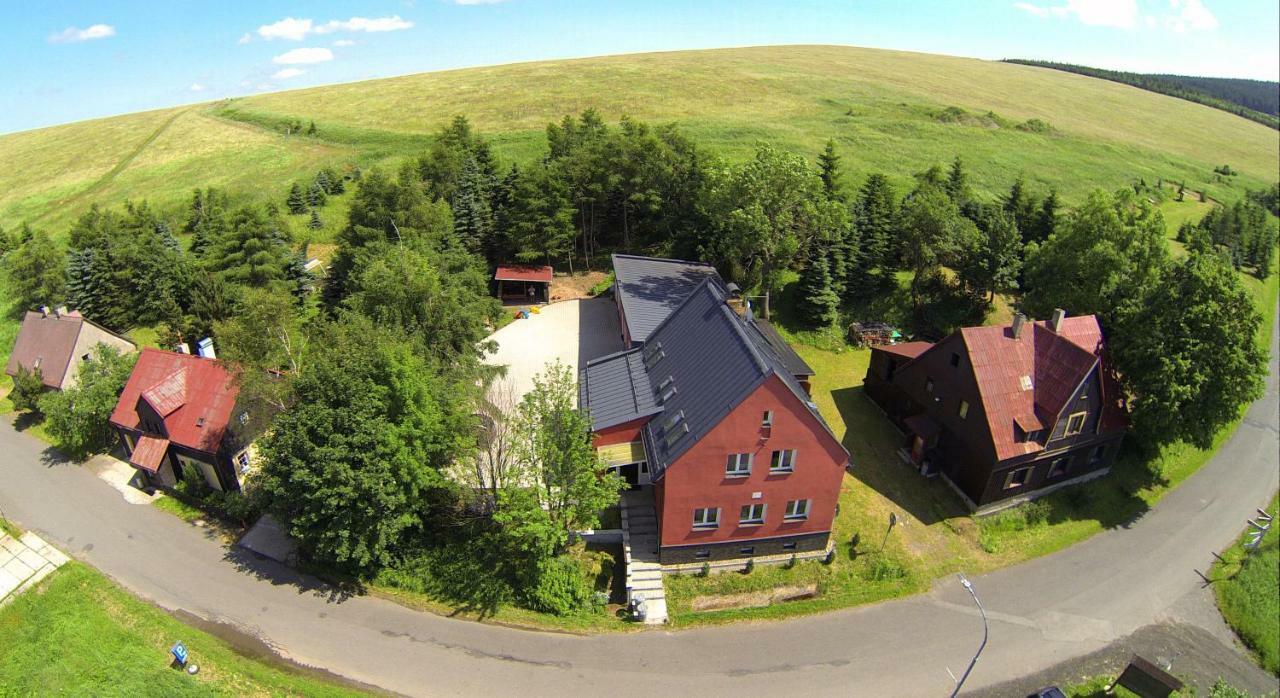 Aparthotel Ferienhaus Iva - Klinovec Loučná pod Klínovcem Exterior foto